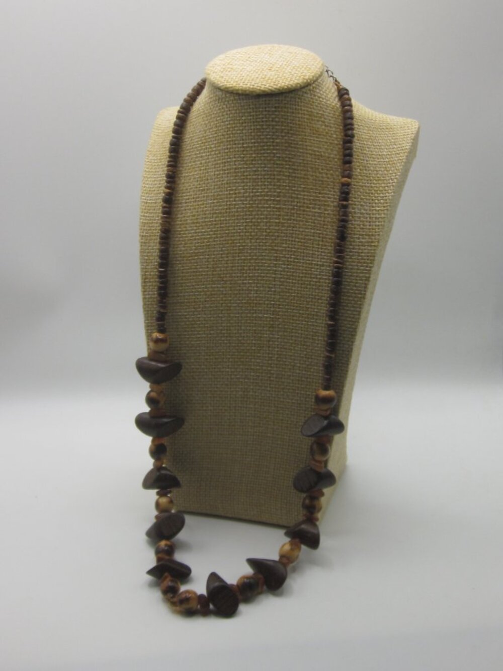 Dark Wood and Acrylic Beaded Necklace - Picture 4 of 4